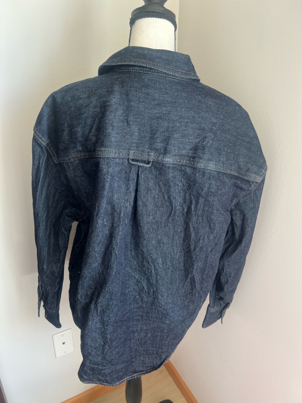 Denim shacket 💙 - Picture 5 of 7